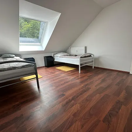Apartmán Modern, Vollausgestattet, Grosser Parkplatz, 3 Bielefeld